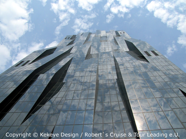 DC Tower Wien, Vienna / Foto © Kekeye Design / Robert`s Cruise & Tour Leading e.U. DC Tower Wien, Vienna / Foto © Kekeye Design / Robert`s Cruise & Tour Leading e.U.