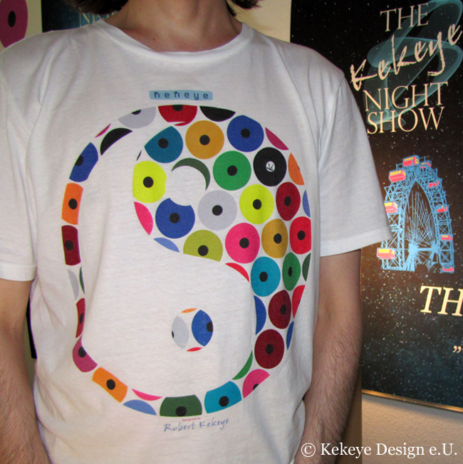 Kekeye T-Shirt of the Day / Ying Yang in Dots Design / Photo © Kekeye Design e.U.